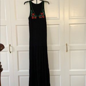 Now Weekend Size 14 Black maxi. More like a Small.